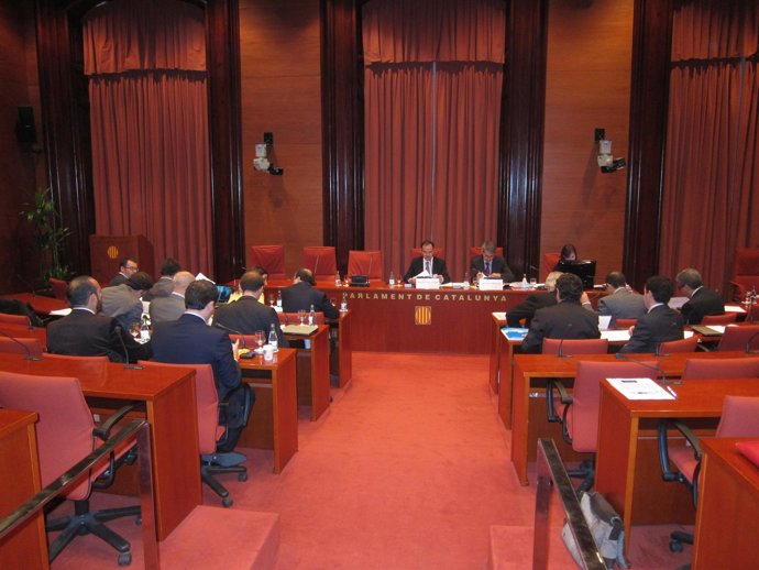 Comisión Del Parlament Sobre Estudio Del Pacto Fiscal