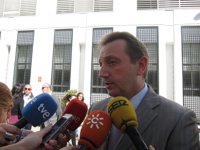 Recio no valora la petición de Anticorrupción sobre los ERE, aunque "sus razones tendrá" y reitera "máxima colaboración"