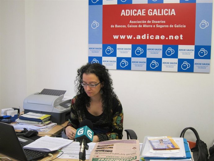 Eugenia Mariño En Rueda De Prensa