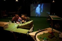 Lagartijas tiradas al sol presenta este sábado en el Teatro Central su obra 'El rumor del incendio'