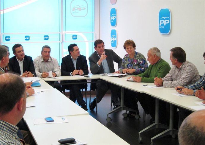 Reunión Del PP Sobre 'Modelo De Región En Agricultura Y Agua'