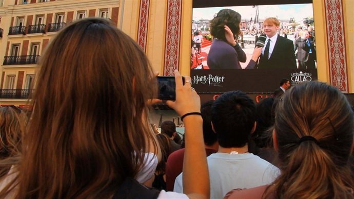 Un Estreno Retransmitido Desde Las Pantallas De Callao