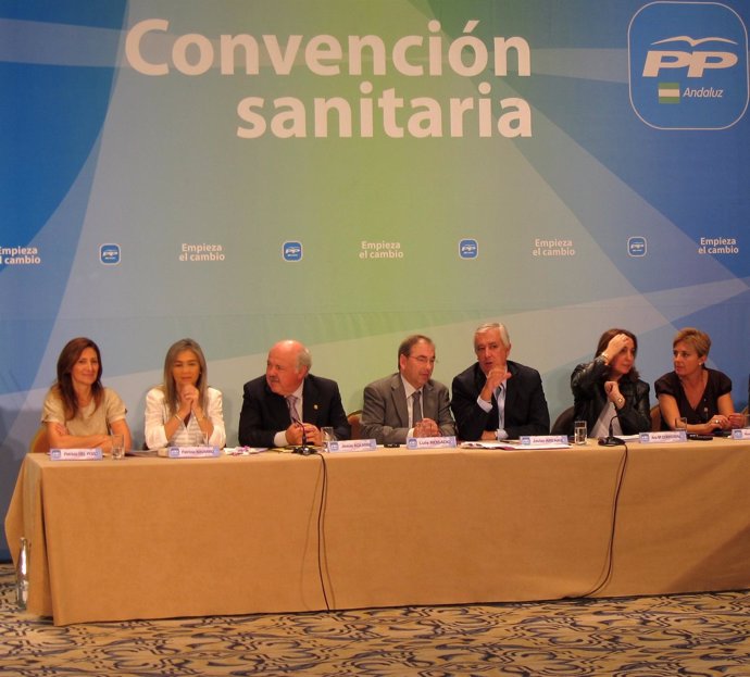 Arenas Preside Una Convención Sanitaria Del PP En Sevilla