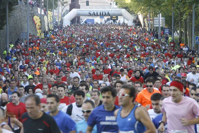 Un Total De 3.400 Personas Participan En La Carrera Pedestre De Santiago