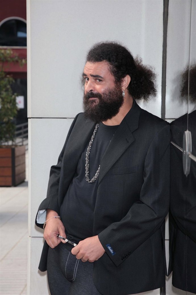 El Cantante De Mojinos Escozíos, Miguel Ángel Rodríguez, El Sevilla