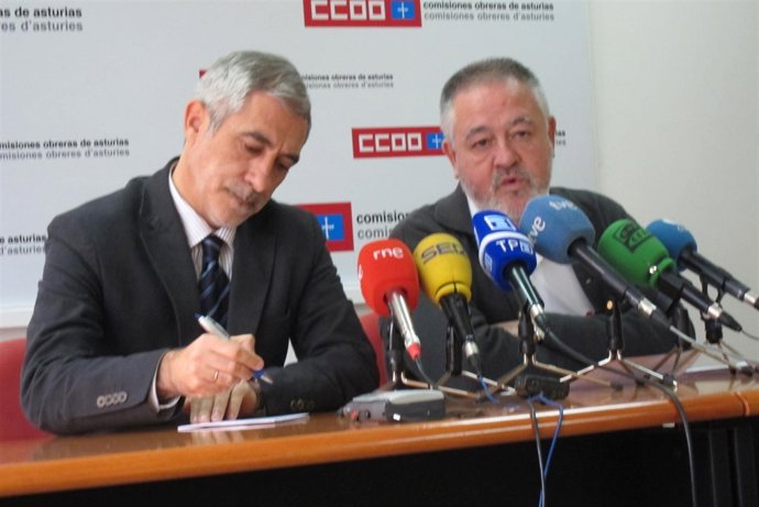 Gaspar Llamazares Y Antonio Pino