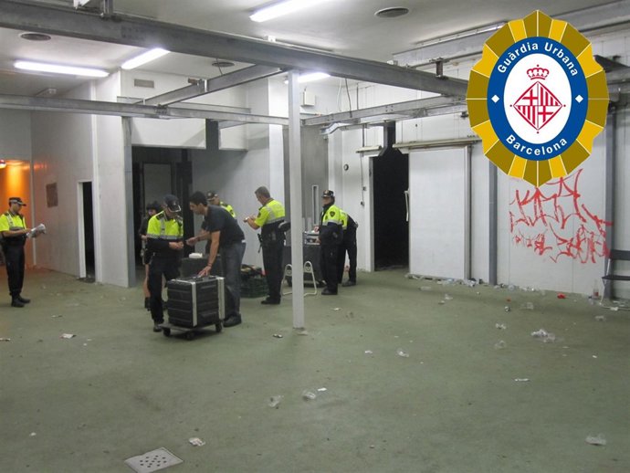 Rave Intevenida En Barcelona