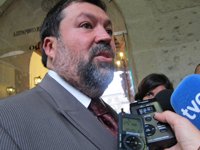 Caamaño dice que el caso de Escribano constata que el PP tiene "algún problema con el parque móvil"