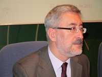 Ávila dice que la juez tiene "libre disposición para solicitar lo que quiera" y no valora su último auto