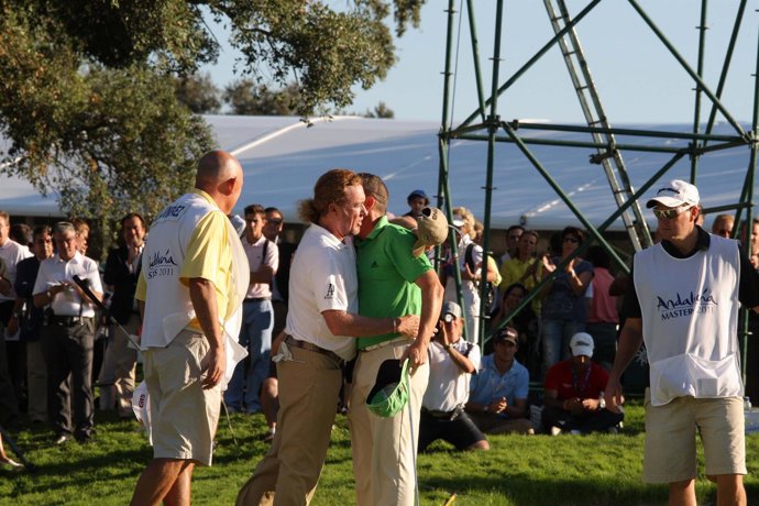 Miguel Ángel Jiménez Se Abraza A Sergio García