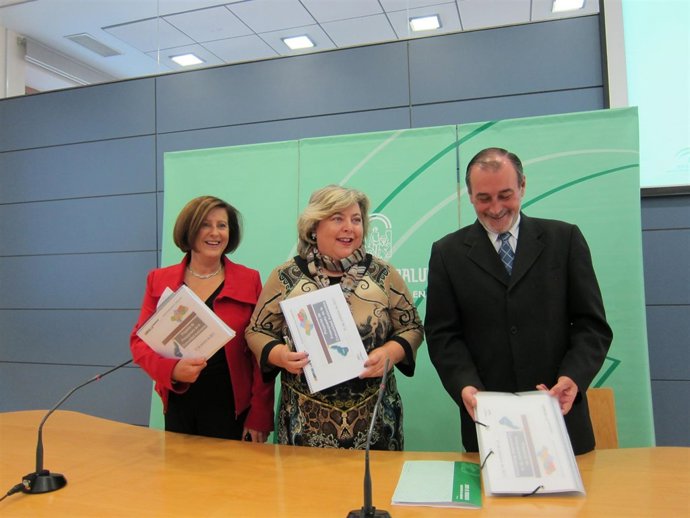 Presentación Presupuesto De La Junta En Granada