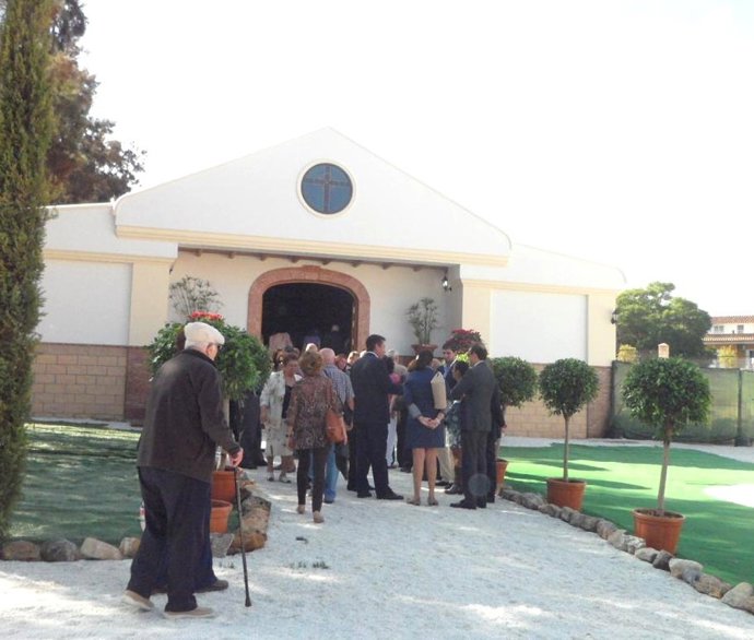 Imagen Del Centro Incorporado Al Cementerio De Alhaurín De La Torre