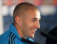 Fútbol/Liga Campeones.- Benzema: "El Lyon siempre se crece cuando juega contra el Real Madrid"