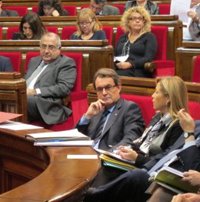 El PSC cuestiona al Govern por el "apagón sanitario" y Mas lo ve demagógico