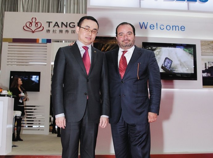 Presidente De NHA Y Francisco Zinser