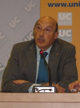 El Rector De La UC, Federico Gutiérrez Solana