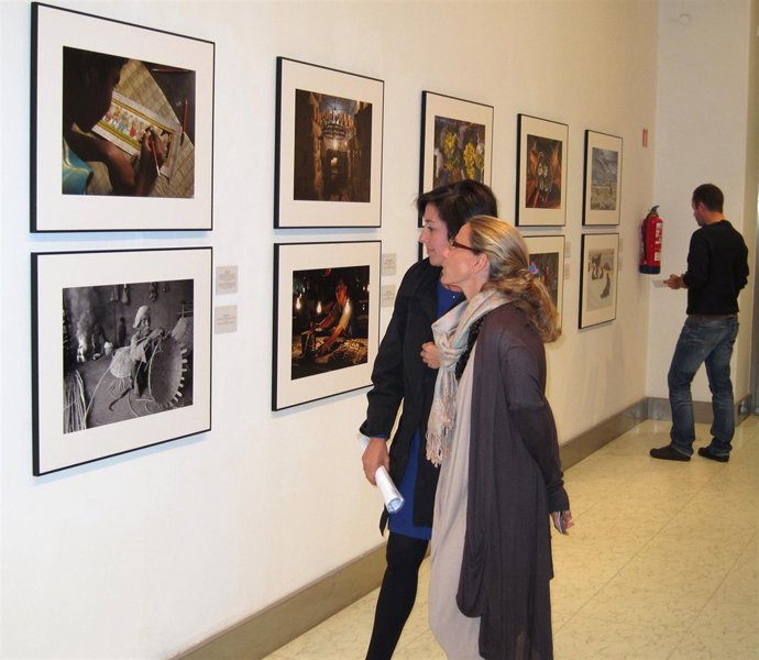 Mercedes Cantalapiedra Y Alexandra Issacovitch En La Muestra CGAP 2011