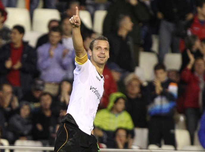 El Delantero Del Valencia, Roberto Soldado