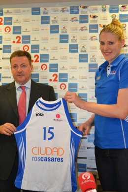 La Ala Pívot Del Ciudad Ros Casares Lauren Jackson