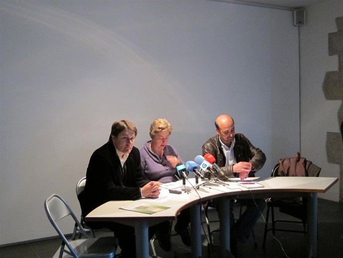 Representantes De XX.AA., SLG Y UU.AA. Hablan Sobre El Sector Lácteo