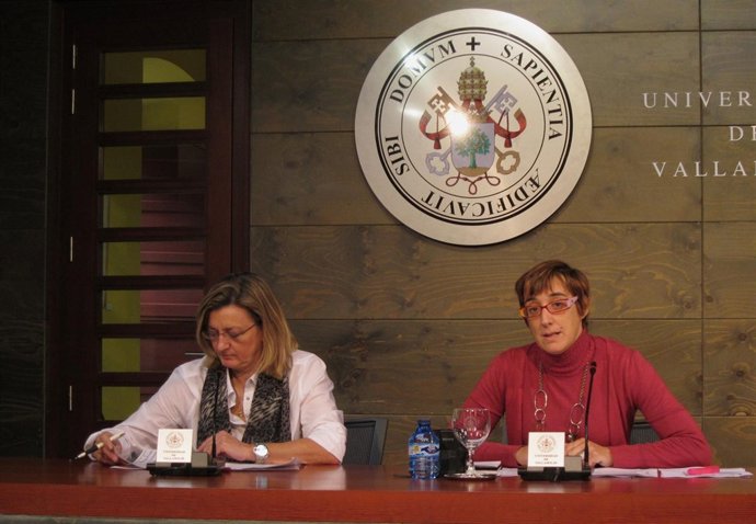 Julia Bachiller Y Rocío Anguita, De La UVA