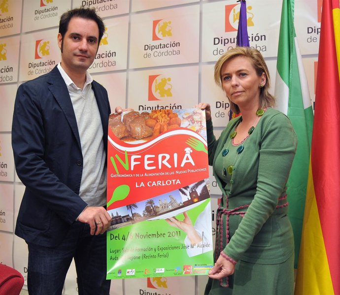 Criado Y García Con El Cartel De La Feria