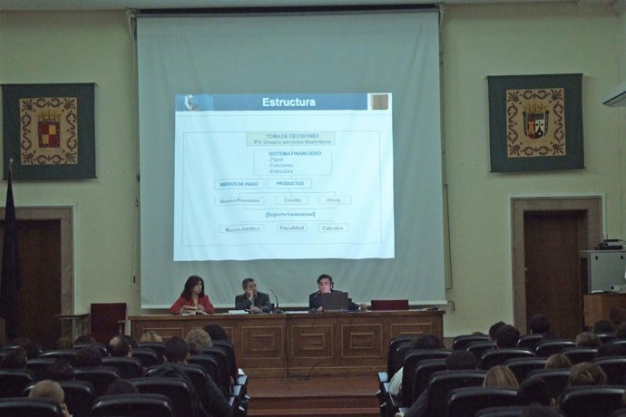 Jornada De Educación Financiera Celebrada En El IES Virgen Del Carmen De Jaén.