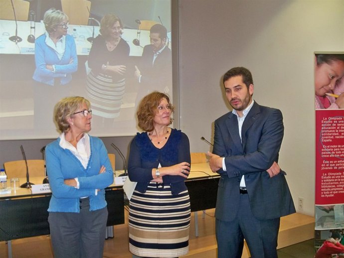 Ana Grande, Marisa Borao Y Enrique Cuesta