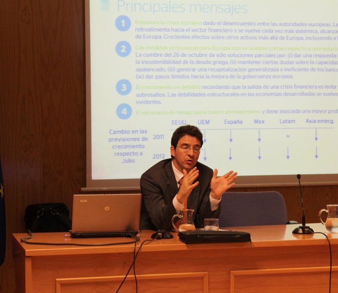 Economista Jefe Del BBVA, Jorge Sicilia, Hoy En La Universidad Pablo De Olavide.