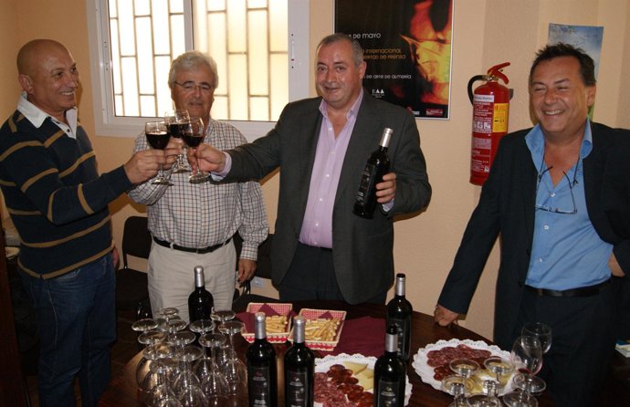 Socios De Vinos De Fondón 