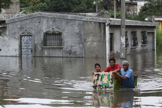 Temporal De Lluvias En El Salvador
