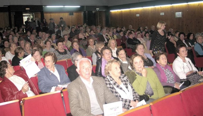 Asistentes A La Inauguración Del Programa 2010-2011