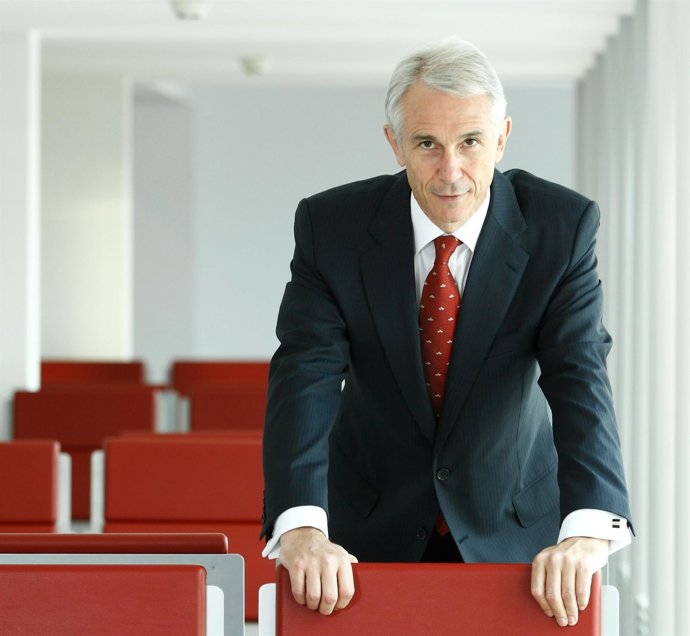 El Consejero Delegado De La IATA, Tony Tyler 