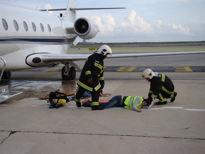Simulacro En El Aeropuerto De El Prat