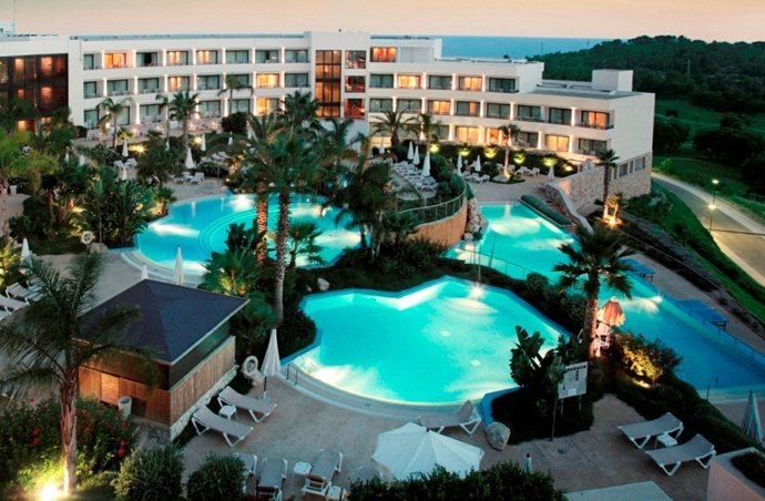 Dolce Hotel And Resort