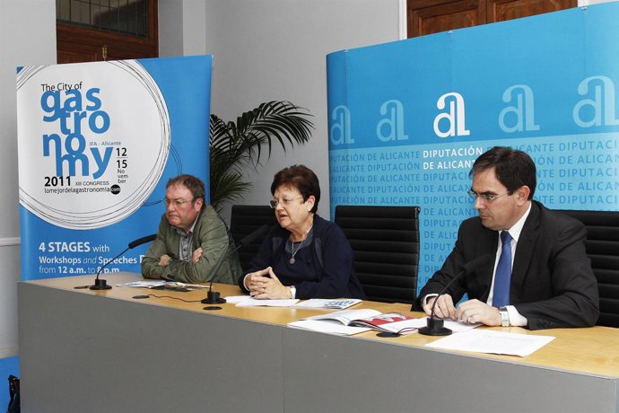 Luisa Pastor, Junto A Joaquín Albaladejo Y Rafael García Santos