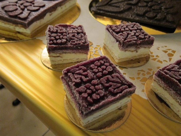 Tarta Con Forma De Baldosa Elaborada Por Tupinamba