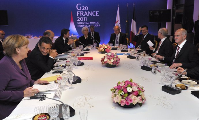 Sarkozy, Angela Merkel Y Papandreu