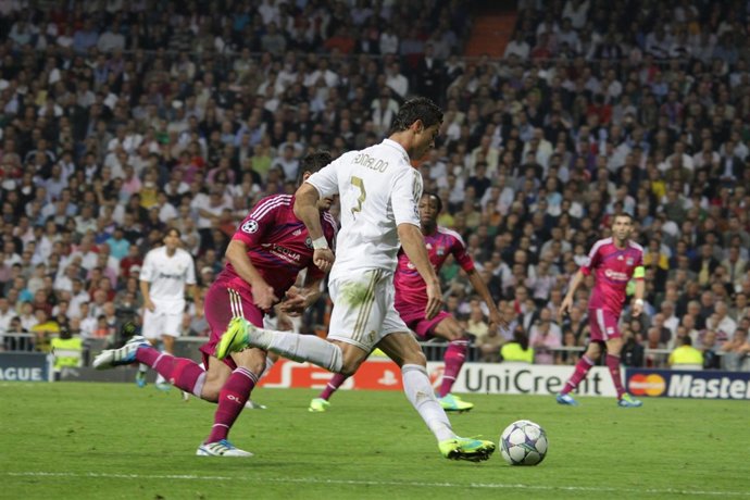 Cristiano Ronaldo Real Madrid Olimpic De Lyon