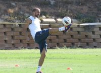 Fútbol.- Bruno Saltor: "El Valencia es el favorito contra el Levante, pero eso conlleva una gran responsabilidad"