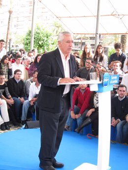 El Presidente Del PP-A , Javier Arenas, En Córdoba