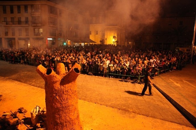 Imagen De Uno De Los Espectáculos Del Festival Medieval De Elche