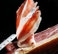 Una campaña, apoyada por el MARM, fomentará el conocimiento del jamón ibérico