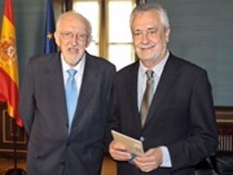 Presidente Del CES-A, Joaquín Galán, Y Presidente De Junta, José Antonio Griñán 