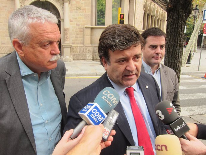 López Tena, Bertran Y Strubell, Los Tres Diputados De SI En El Parlament.