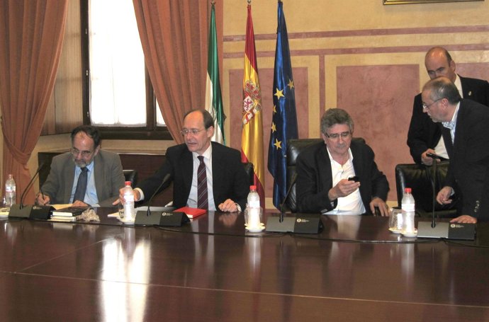 Díaz Trillo En Comisión De Medio Ambiente