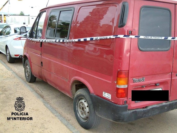 Policía Nacional (El CNP Detiene A Cuatro Individuos Por Robo Con Fuerza En Dos 