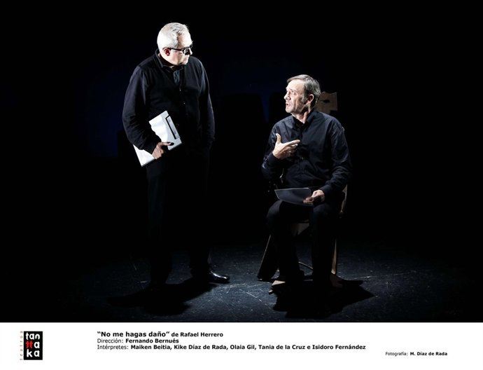 Una Escena De La Obra 'No Me Hagas Daño'