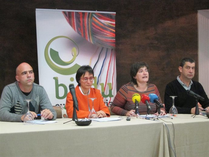 Representantes De Bildu En Las Juntas Vascas Y El Parlamento Navarro