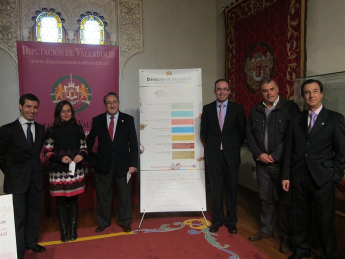 Víctor Alonso Y Los Representantes De Las Entidades Colaboradoras